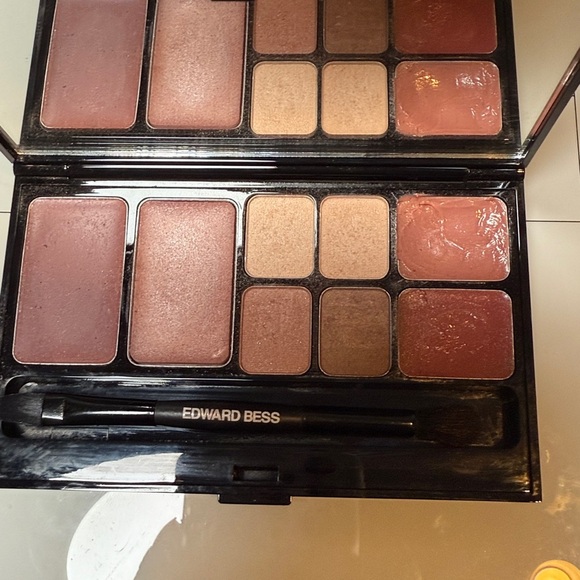 Edward Bess back to basics palette - Picture 2 of 6